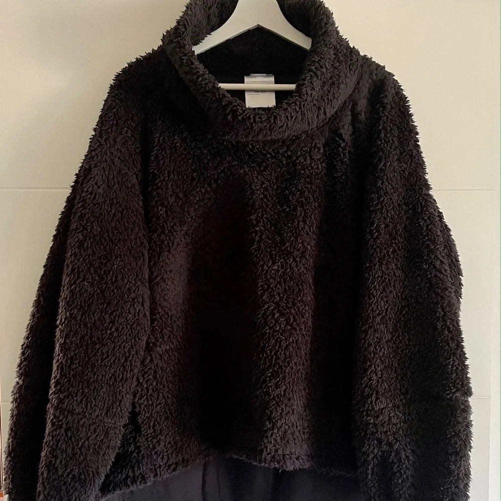 Lululemon 🍋 Warmth Restore Sherpa Pullover - Picture 3 of 9